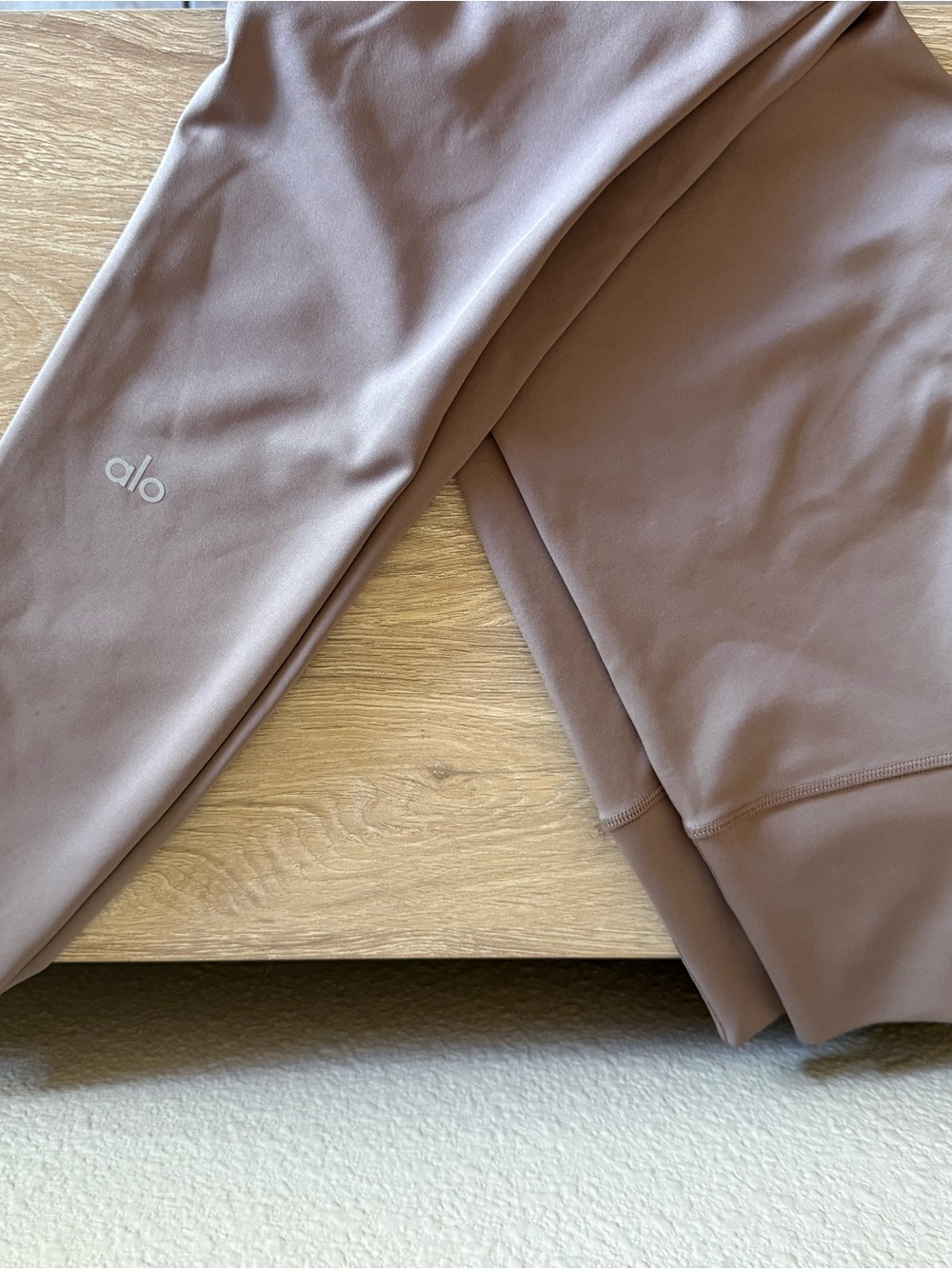 ALO Yoga Taupe Leggings - Picture 2 of 3